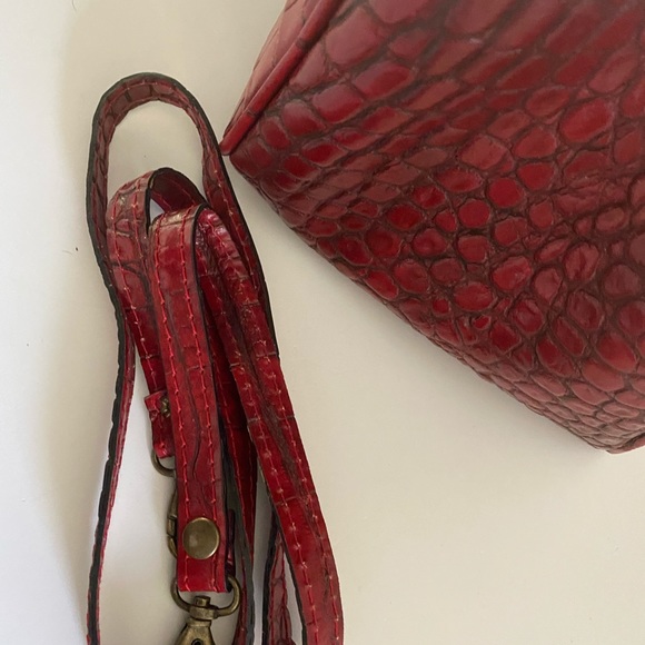 Crocodile Print Leather Handbag - Picture 12 of 16